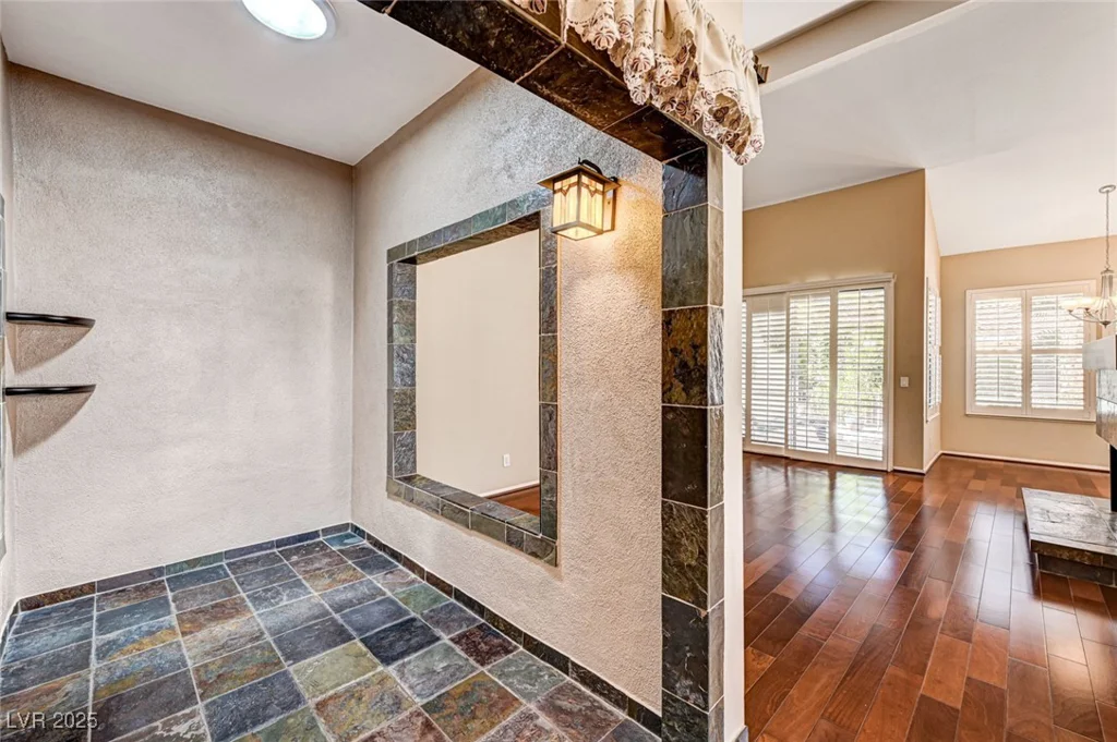 2832 Cape Hope, Las Vegas, NV 89121