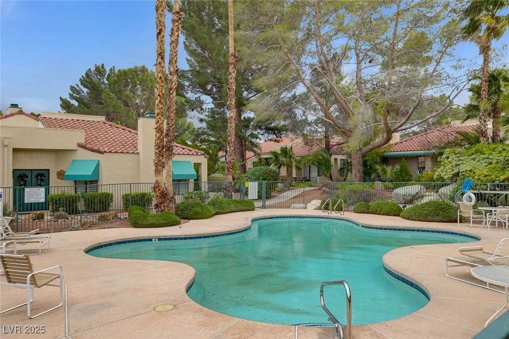 2832 Cape Hope, Las Vegas, NV 89121