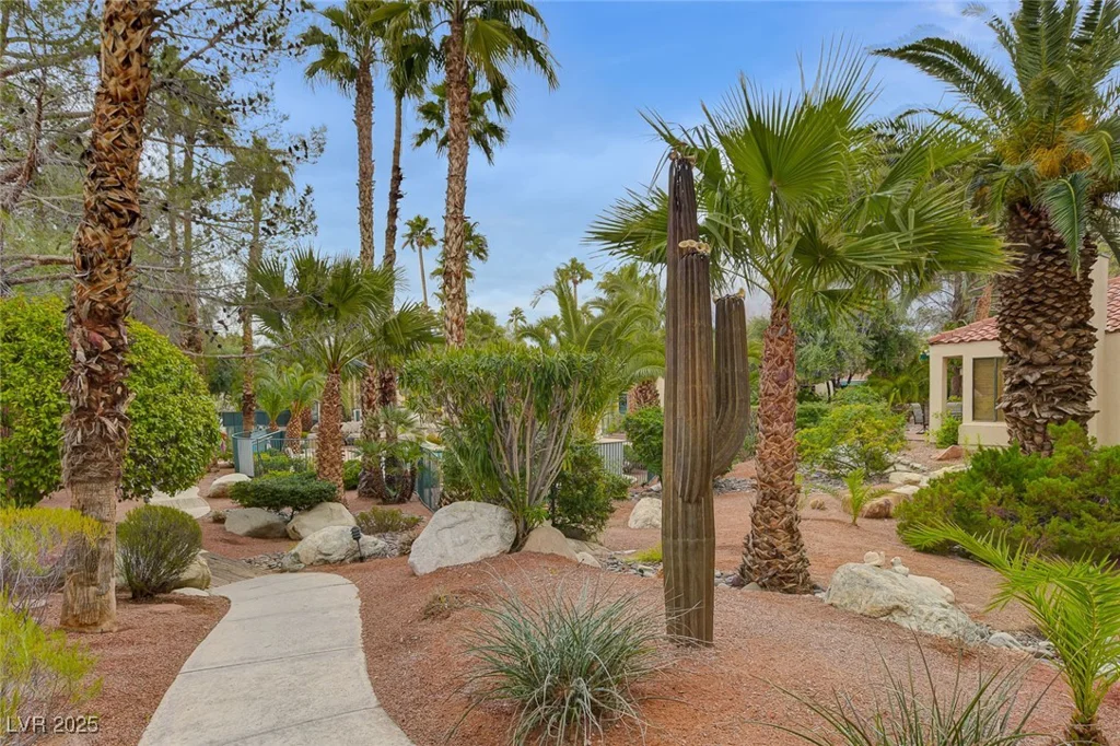 2832 Cape Hope, Las Vegas, NV 89121