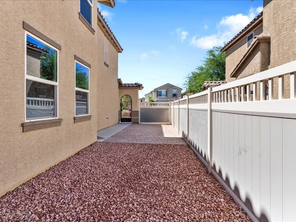1124 Aspen Cliff, Henderson, NV 89011