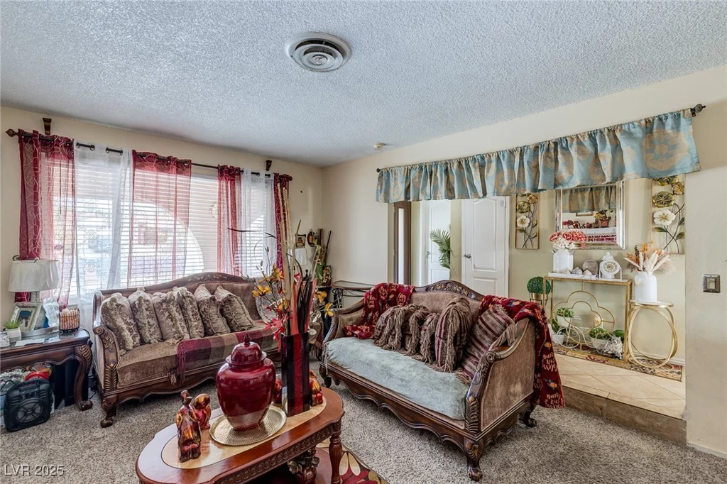 604 Torrey Pines, Las Vegas, NV 89107