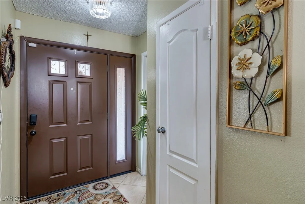 604 Torrey Pines, Las Vegas, NV 89107