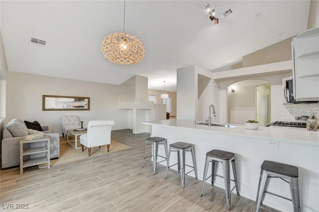 4331 Golden Palomino, North Las Vegas, NV 89032