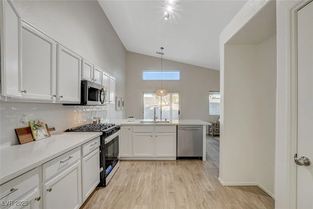 4331 Golden Palomino, North Las Vegas, NV 89032