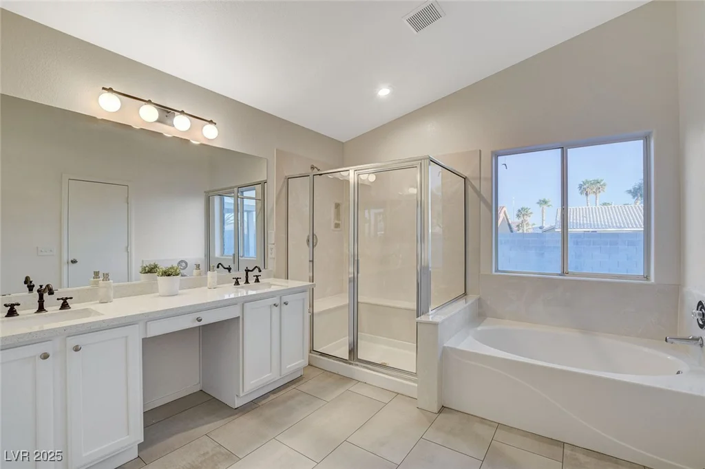4331 Golden Palomino, North Las Vegas, NV 89032