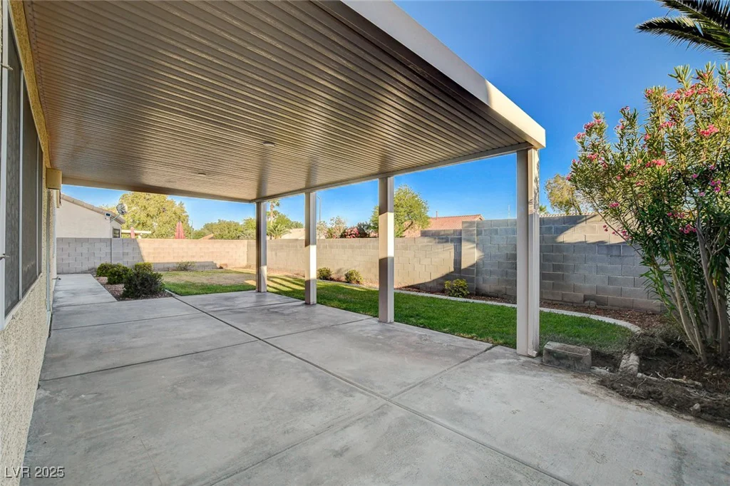 4331 Golden Palomino, North Las Vegas, NV 89032