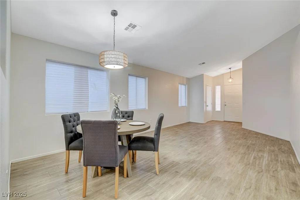 4331 Golden Palomino, North Las Vegas, NV 89032