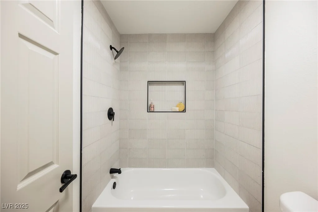 8757 Beluga, Las Vegas, NV 89117