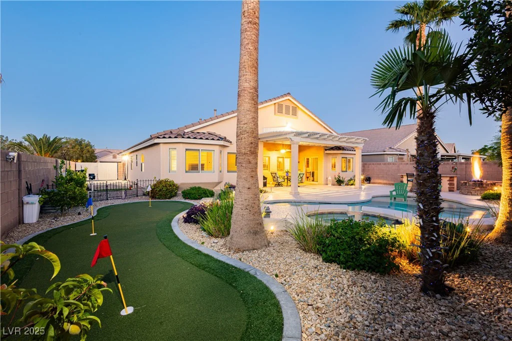 10243 Cowboys Dream, Las Vegas, NV 89131