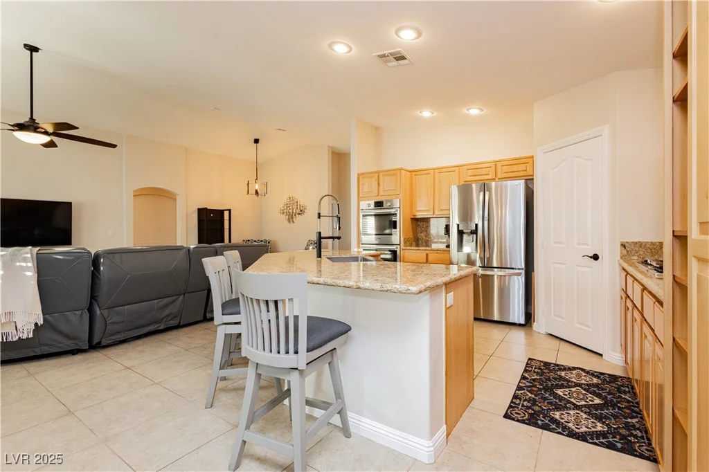 10243 Cowboys Dream, Las Vegas, NV 89131