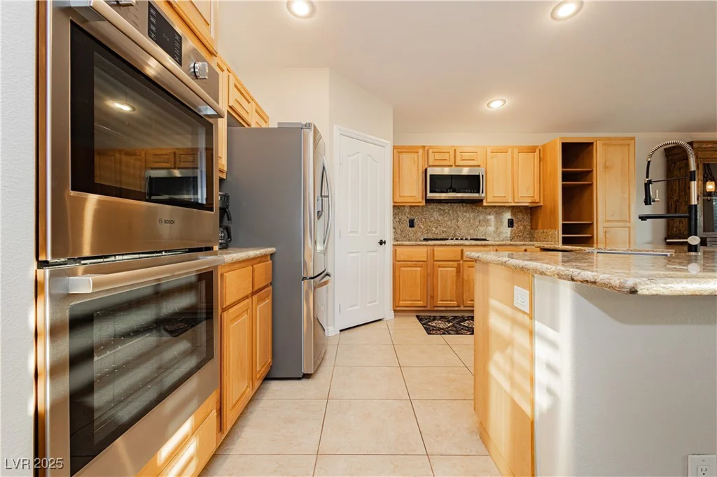 10243 Cowboys Dream, Las Vegas, NV 89131