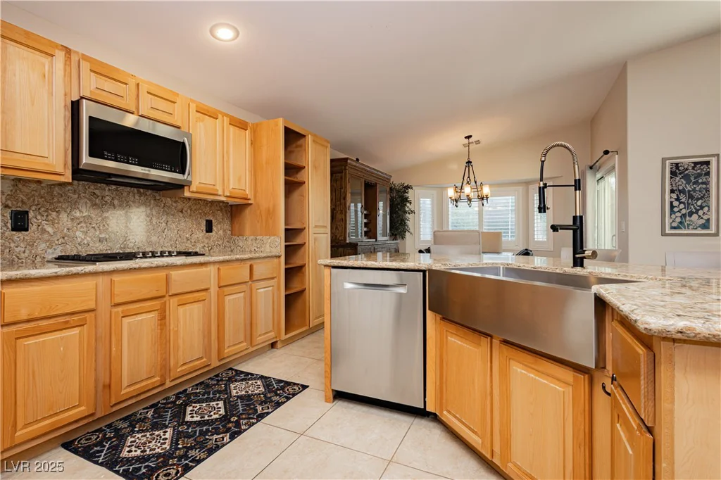 10243 Cowboys Dream, Las Vegas, NV 89131