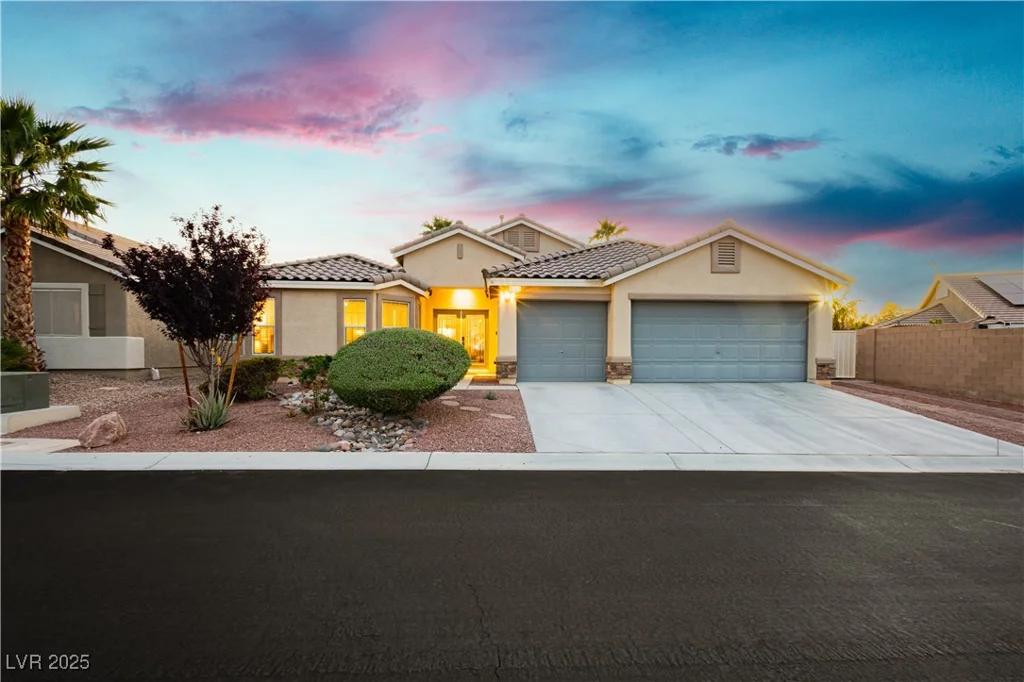 10243 Cowboys Dream, Las Vegas, NV 89131