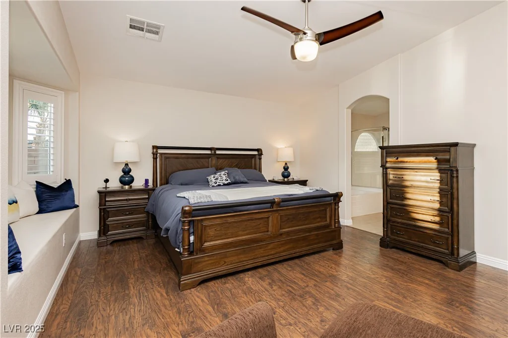10243 Cowboys Dream, Las Vegas, NV 89131