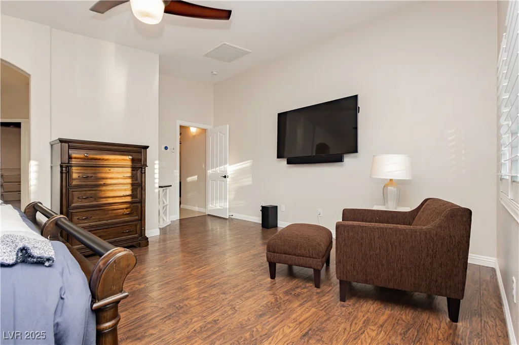 10243 Cowboys Dream, Las Vegas, NV 89131