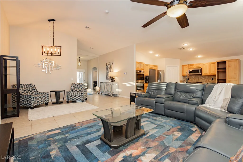 10243 Cowboys Dream, Las Vegas, NV 89131