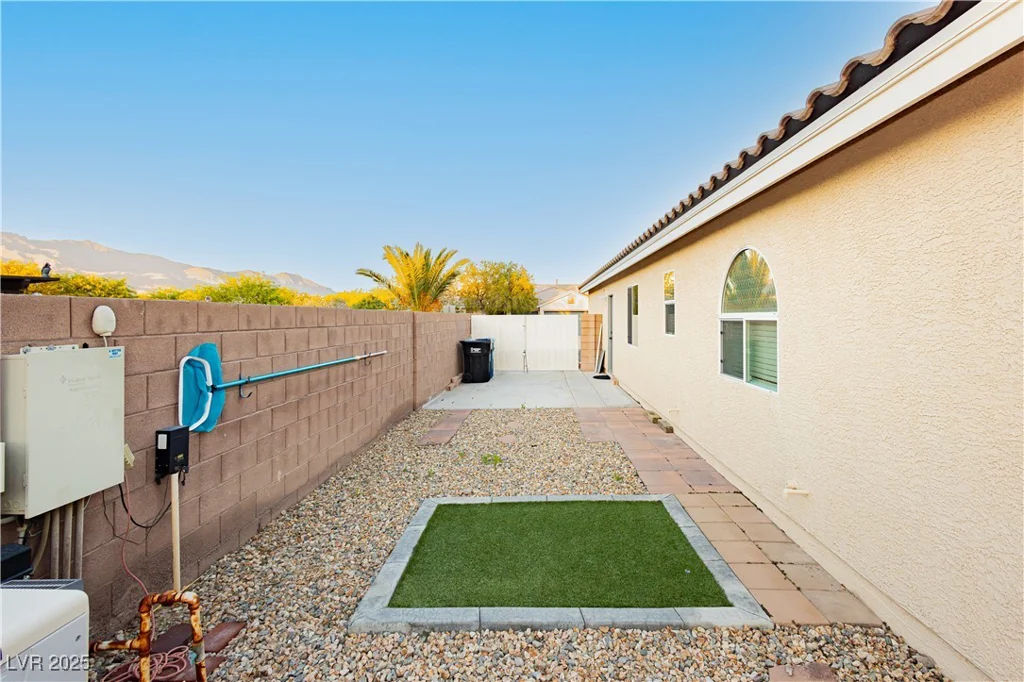 10243 Cowboys Dream, Las Vegas, NV 89131