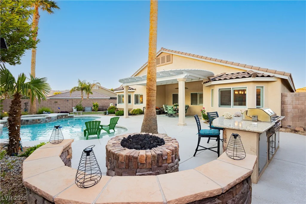 10243 Cowboys Dream, Las Vegas, NV 89131