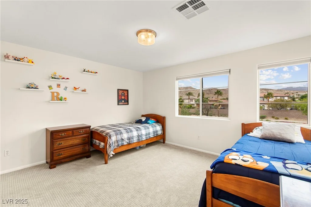 1887 Hollywell, Las Vegas, NV 89135