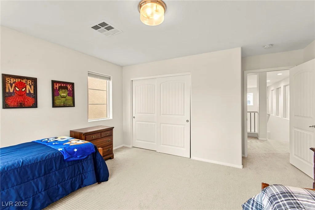 1887 Hollywell, Las Vegas, NV 89135