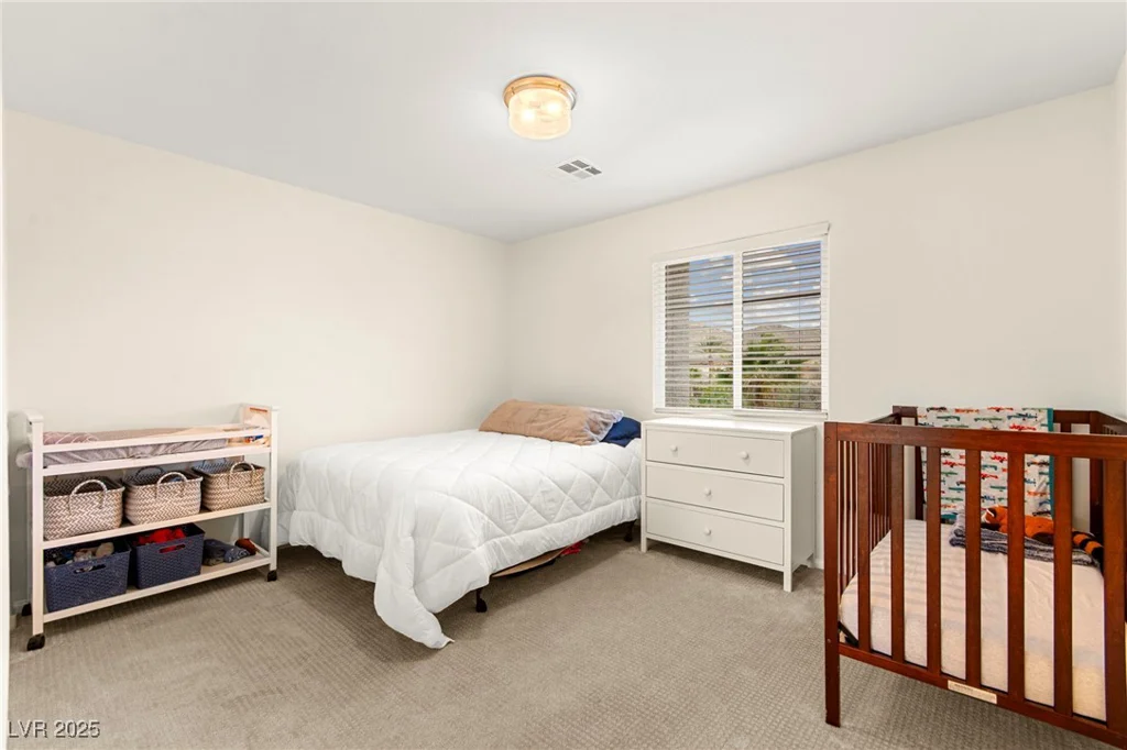 1887 Hollywell, Las Vegas, NV 89135