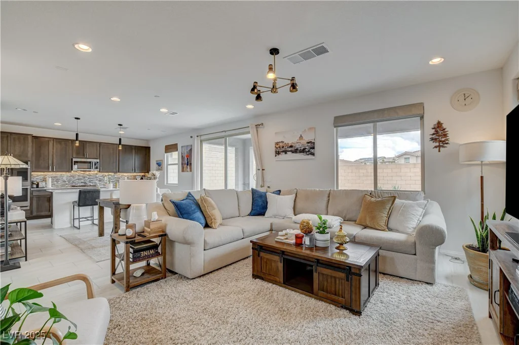 8801 Trotternish Ridge, Las Vegas, NV 89166