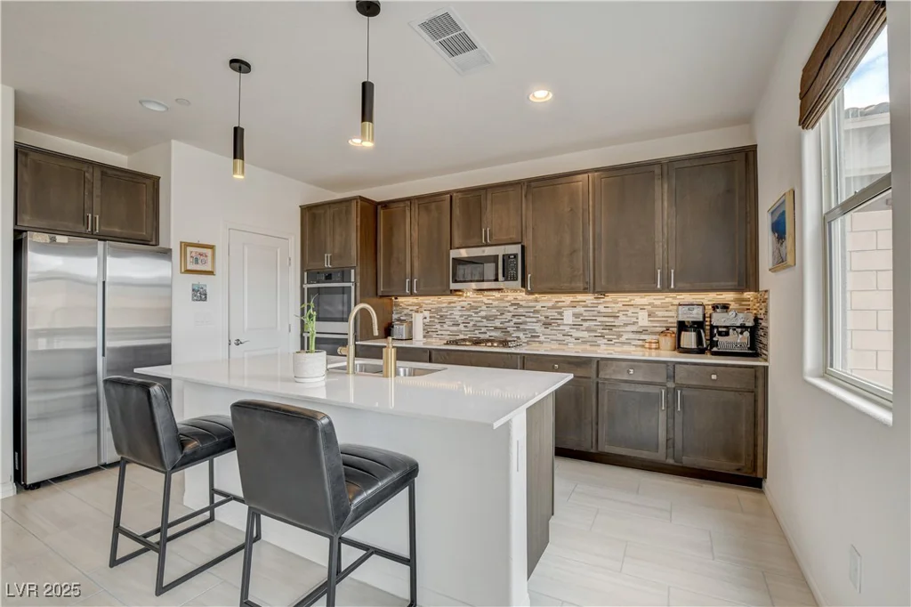 8801 Trotternish Ridge, Las Vegas, NV 89166