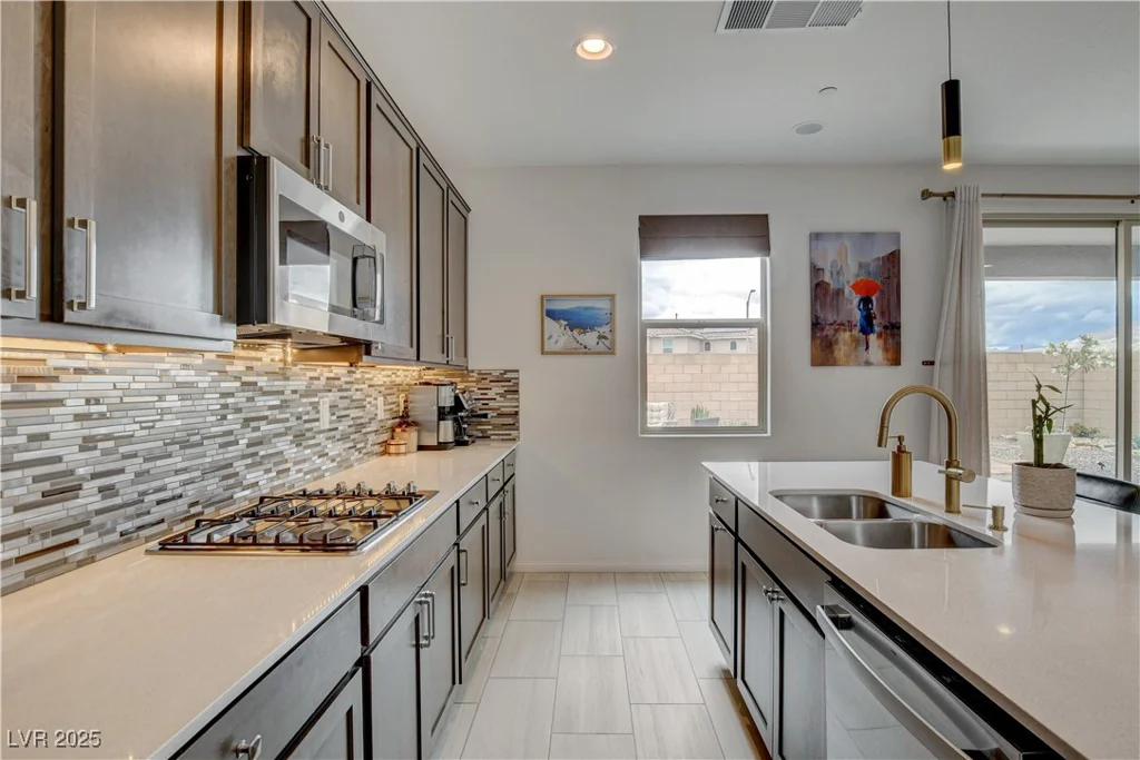 8801 Trotternish Ridge, Las Vegas, NV 89166