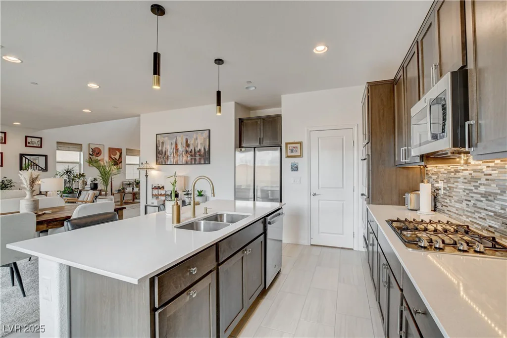 8801 Trotternish Ridge, Las Vegas, NV 89166
