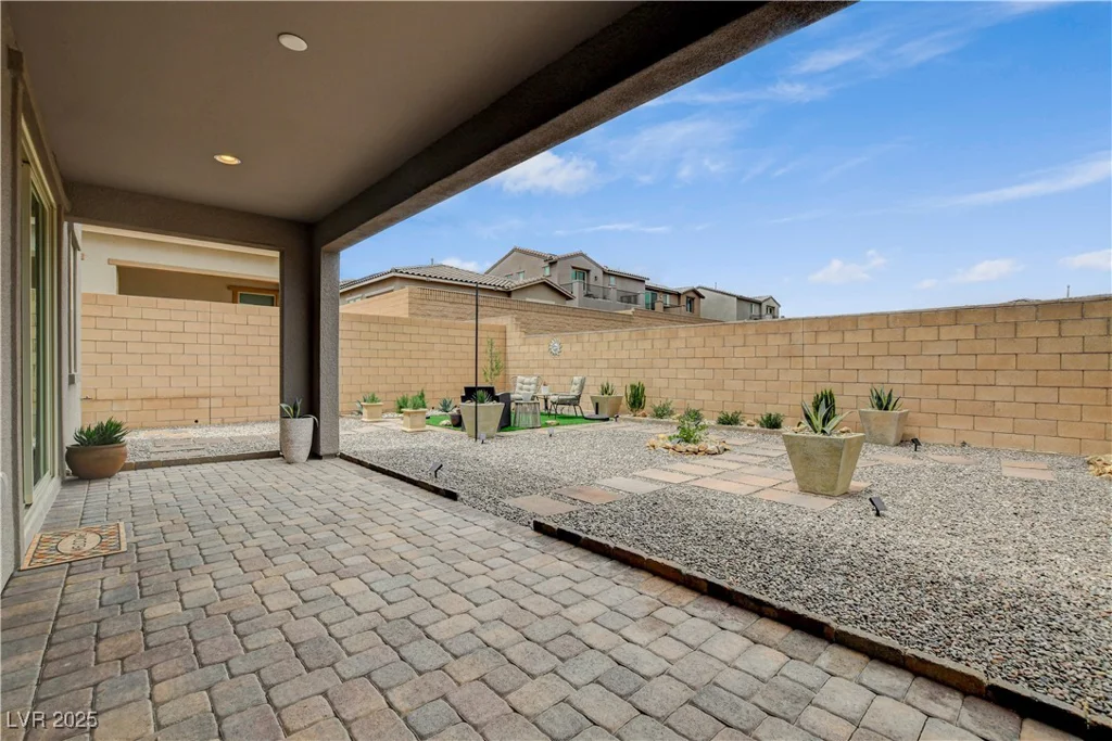 8801 Trotternish Ridge, Las Vegas, NV 89166