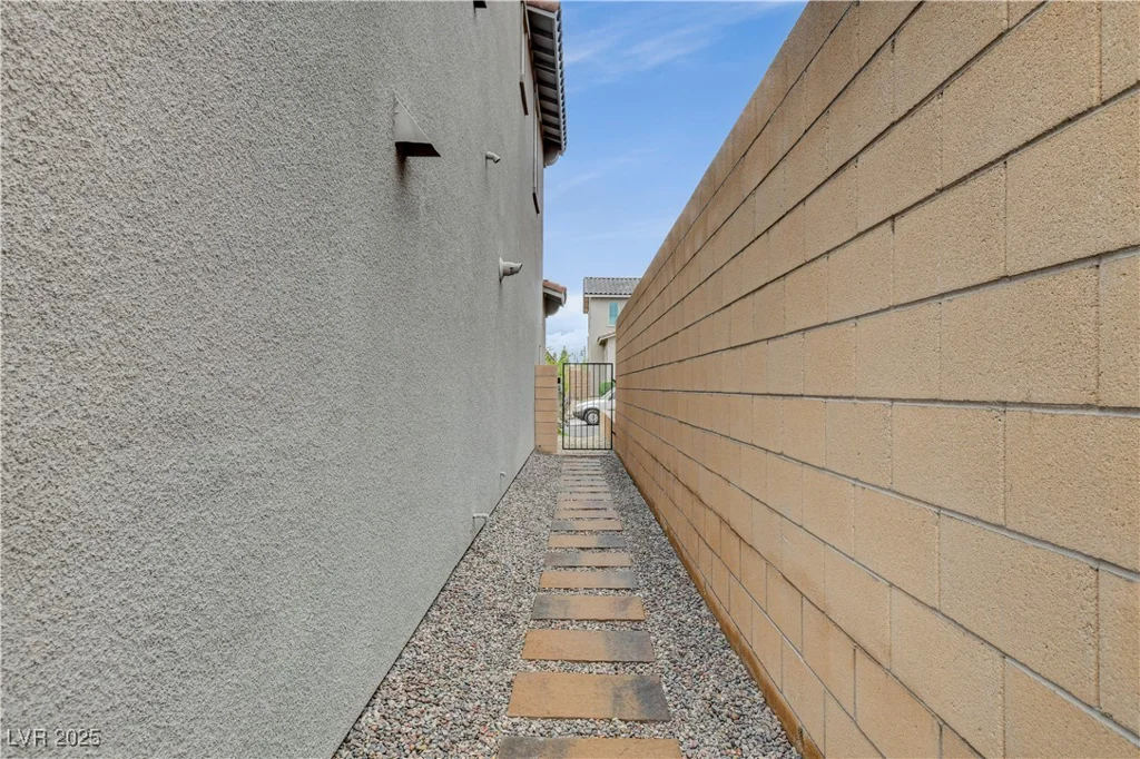 8801 Trotternish Ridge, Las Vegas, NV 89166