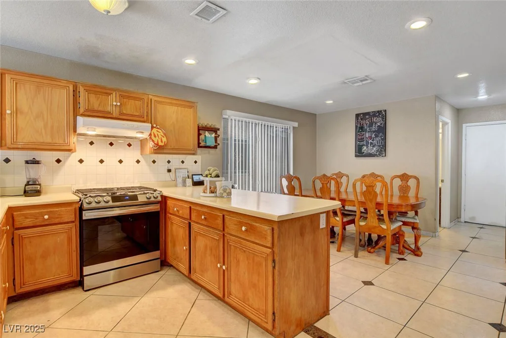 4008 Lighthouse, Las Vegas, NV 89110