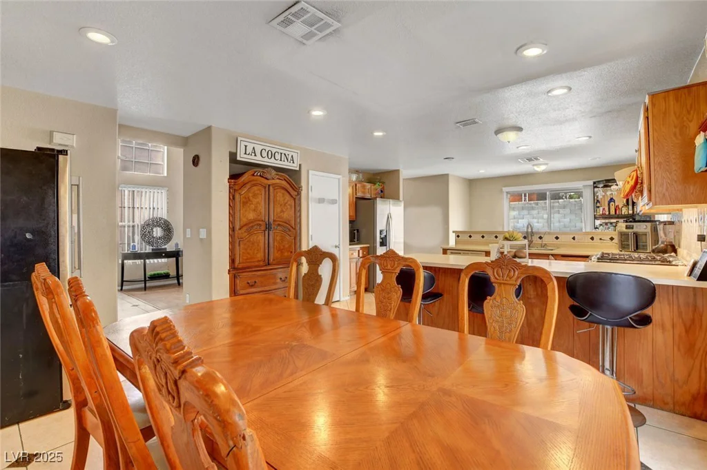 4008 Lighthouse, Las Vegas, NV 89110