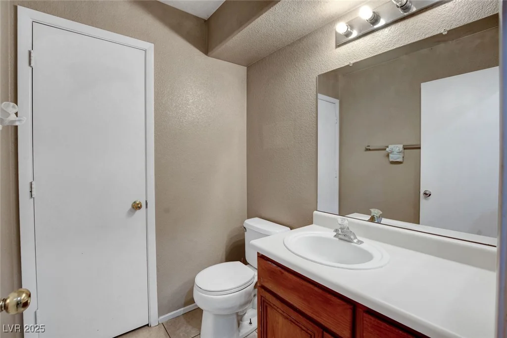 4008 Lighthouse, Las Vegas, NV 89110