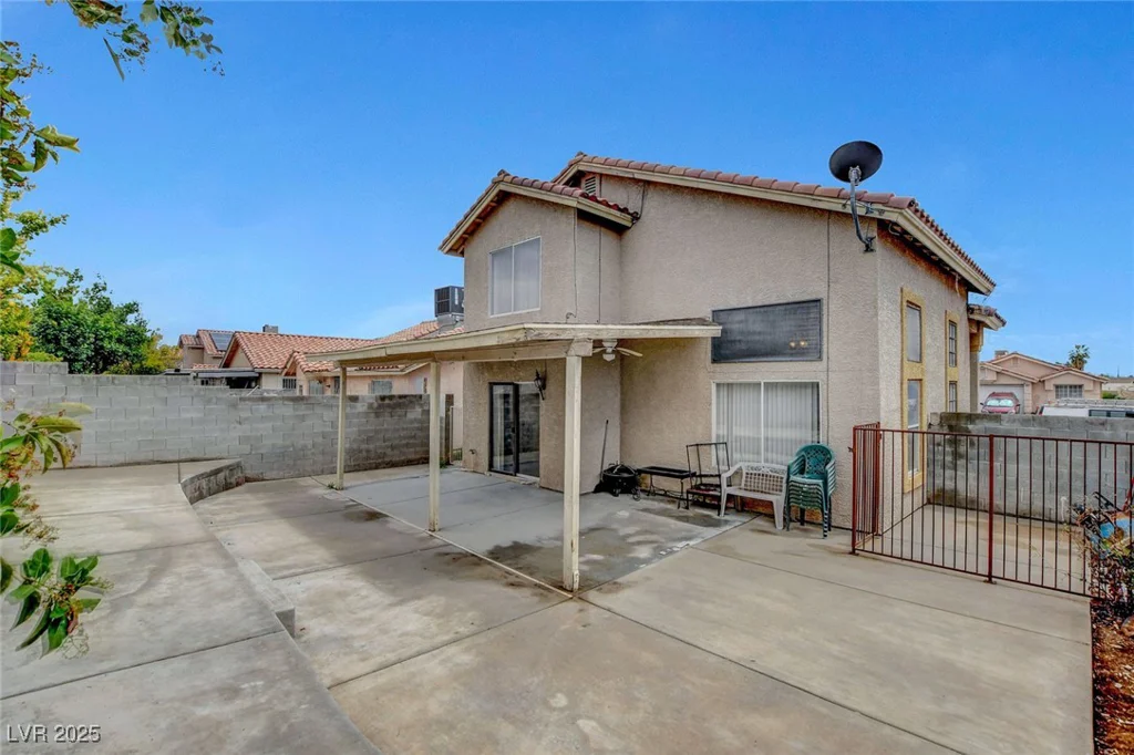 4008 Lighthouse, Las Vegas, NV 89110