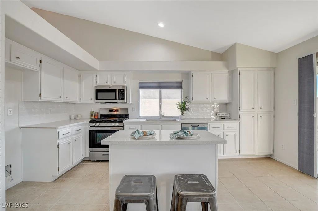 832 Seco Verde, Henderson, NV 89015