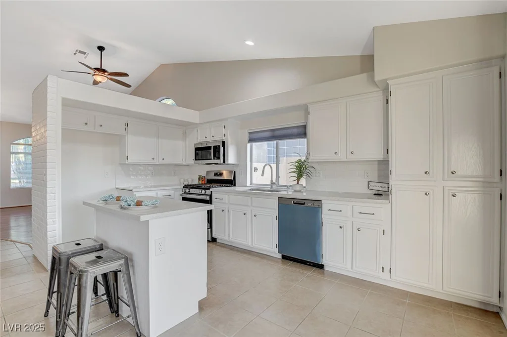 832 Seco Verde, Henderson, NV 89015
