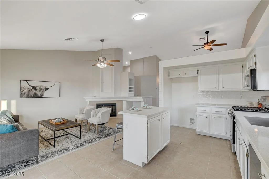 832 Seco Verde, Henderson, NV 89015