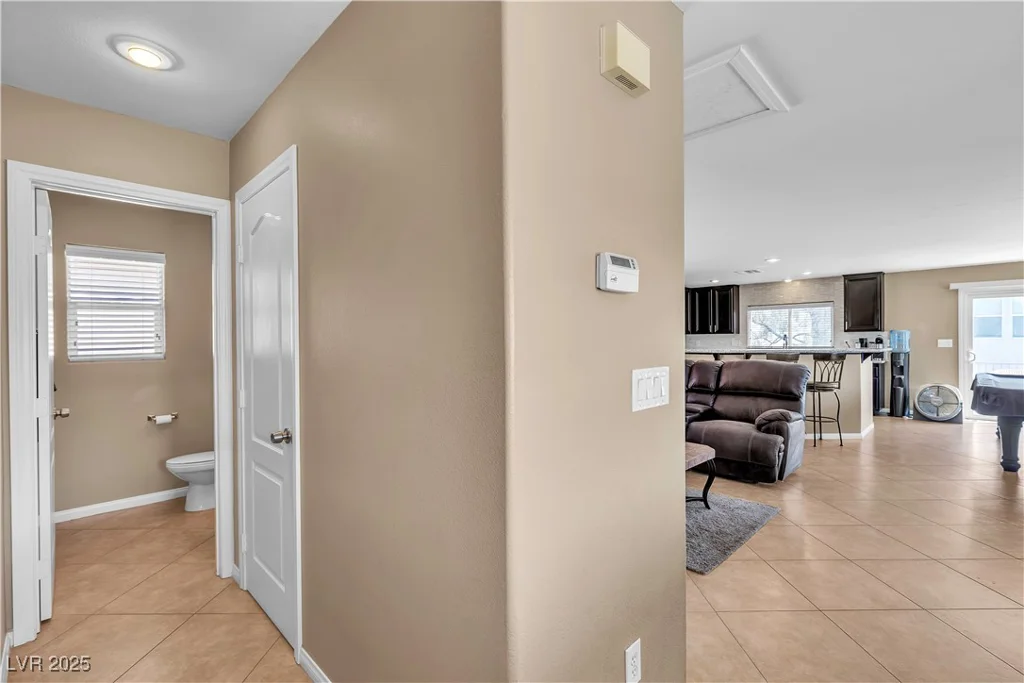 9541 Vast Valley, Las Vegas, NV 89148
