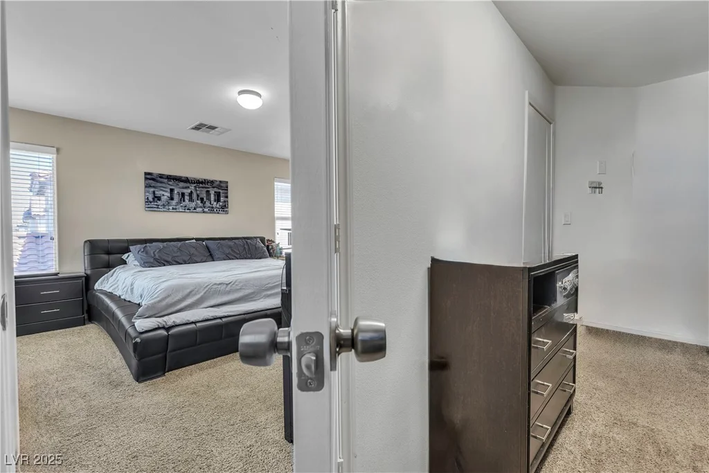 9541 Vast Valley, Las Vegas, NV 89148