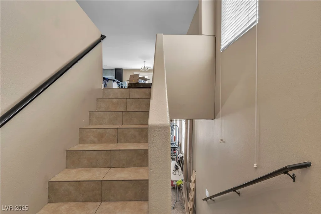 9541 Vast Valley, Las Vegas, NV 89148