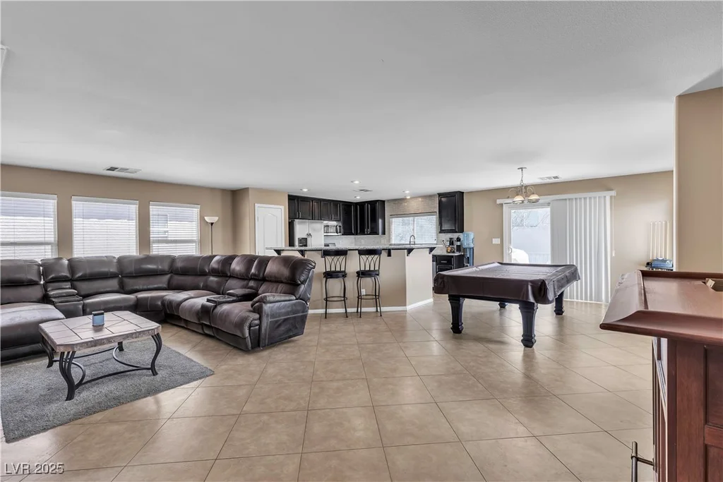 9541 Vast Valley, Las Vegas, NV 89148