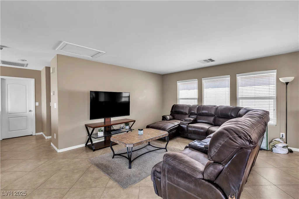 9541 Vast Valley, Las Vegas, NV 89148