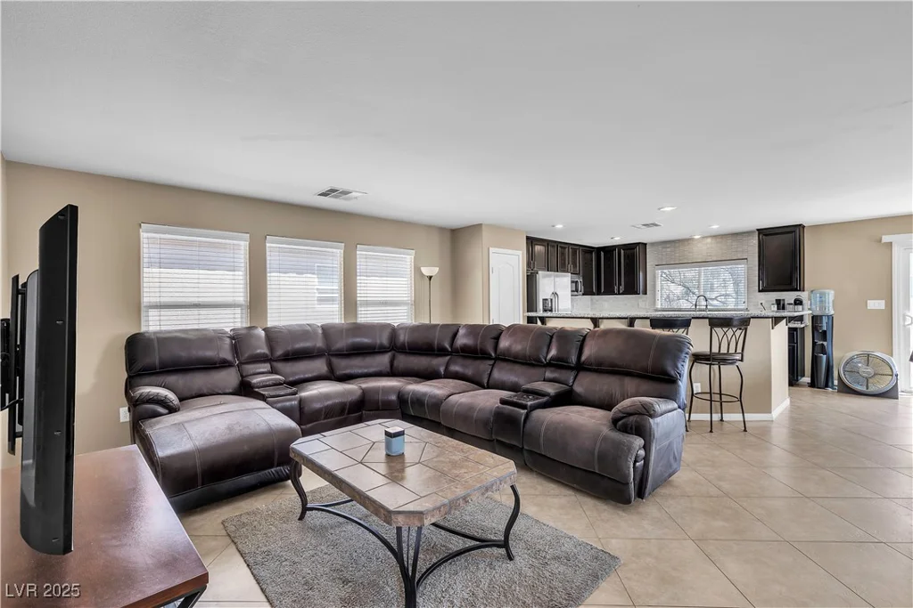 9541 Vast Valley, Las Vegas, NV 89148