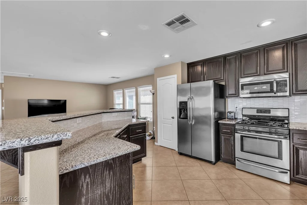 9541 Vast Valley, Las Vegas, NV 89148