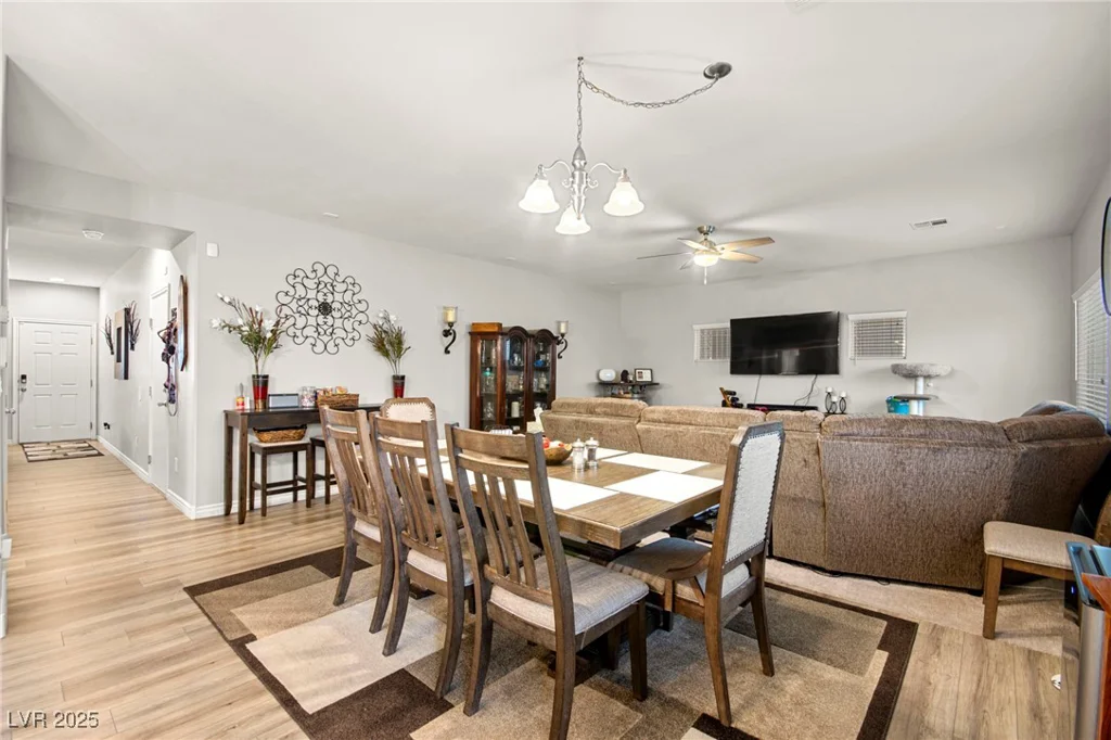 6624 Jade Jaguar, North Las Vegas, NV 89086