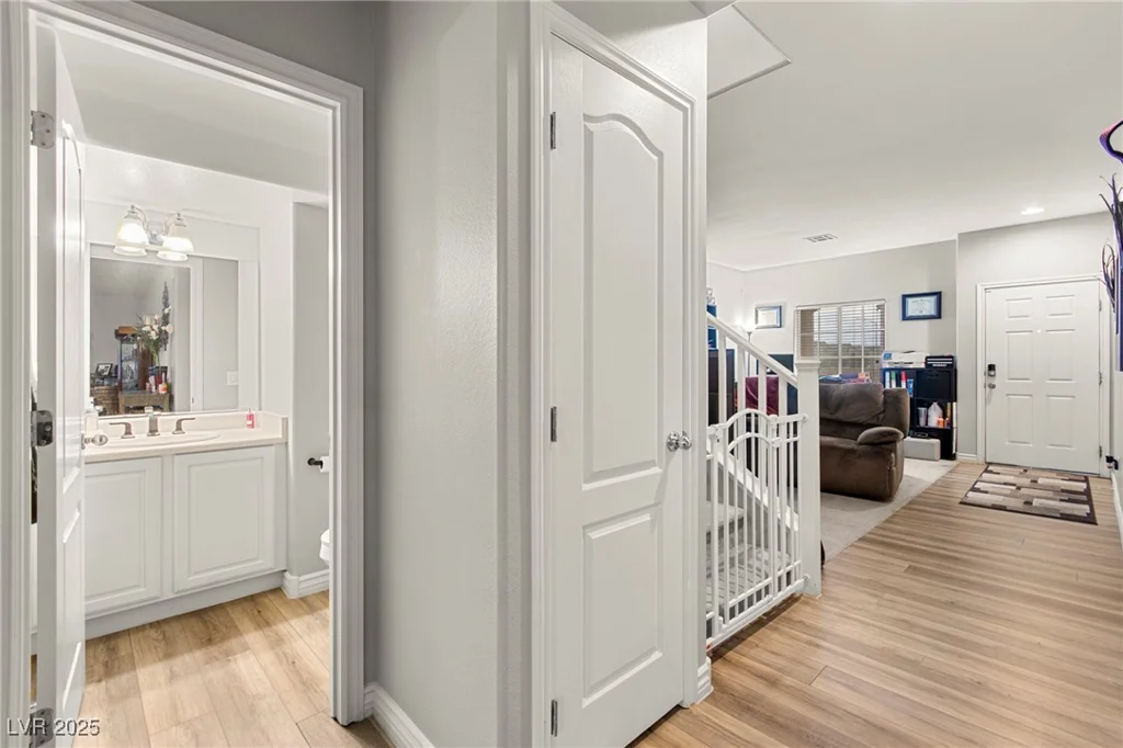 6624 Jade Jaguar, North Las Vegas, NV 89086