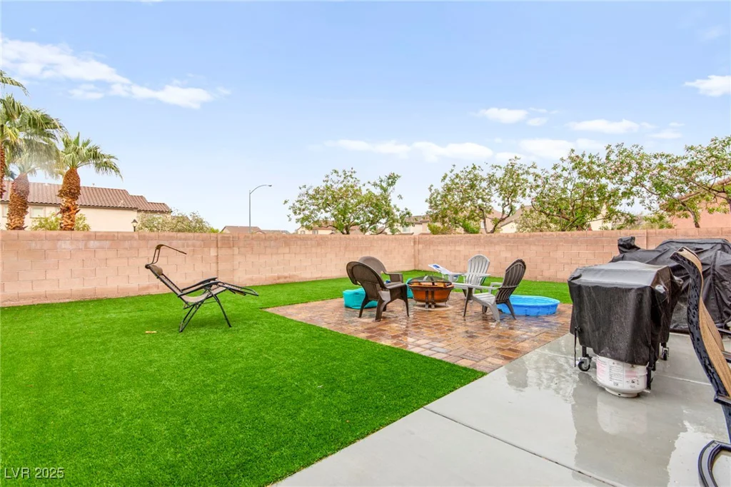 6624 Jade Jaguar, North Las Vegas, NV 89086
