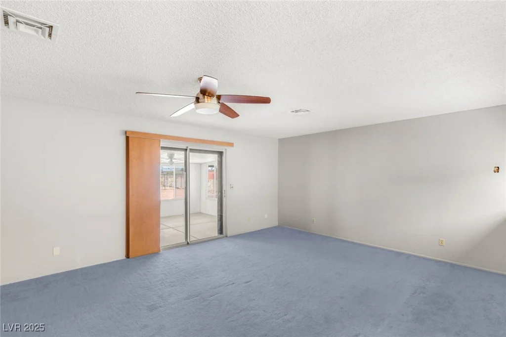 5085 Raven, Las Vegas, NV 89139
