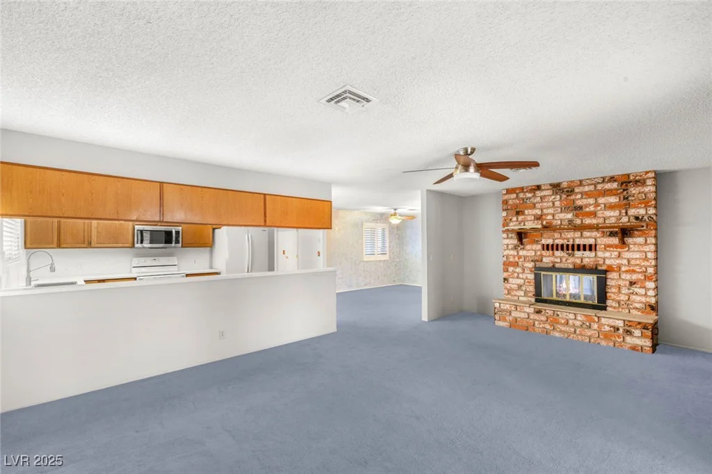 5085 Raven, Las Vegas, NV 89139